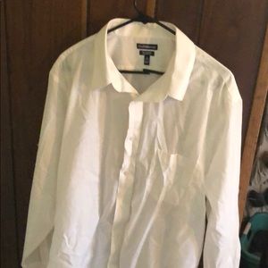 Croft&Barrow white classic button down. 18-34/35